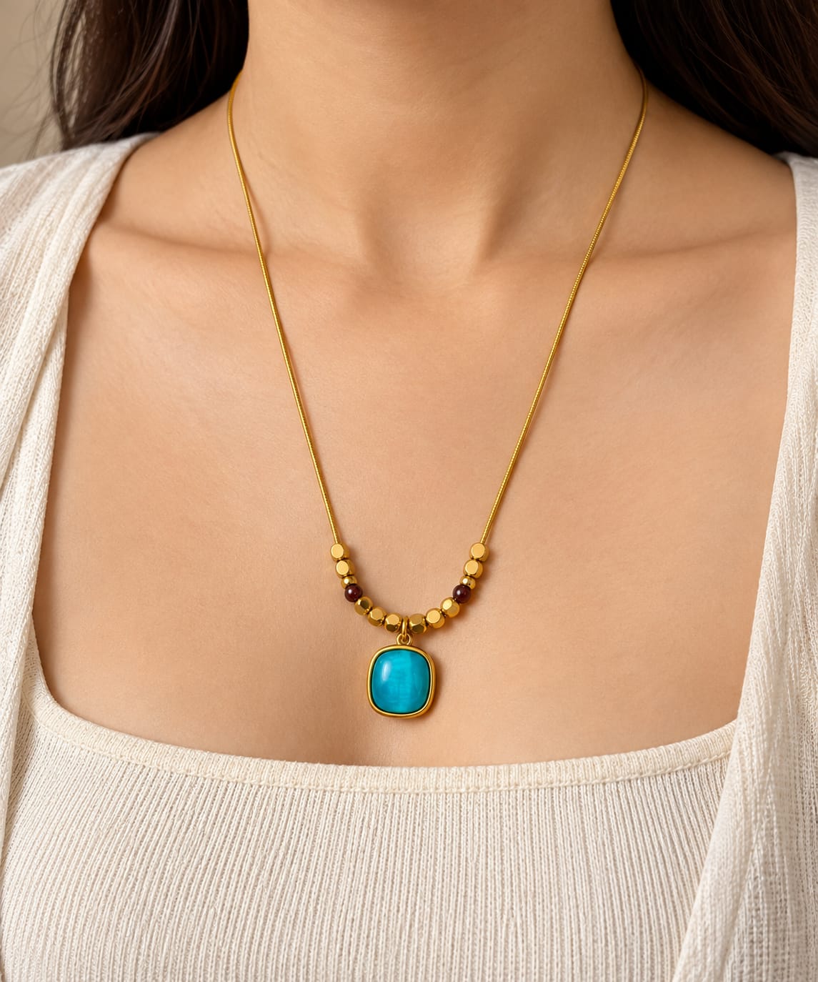 okhhraa Gold Tone Turquoise Stone Beaded Pendant Necklace