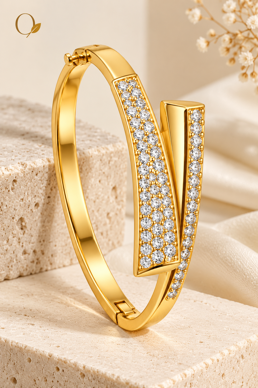 okhhraa Gold Bracelet with Crystal Embellishments
